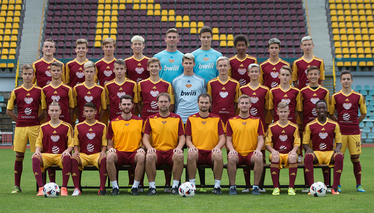 Mannschaftsbild - FK Dukla Prag